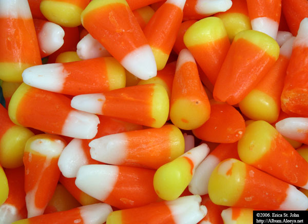 candy-corn-close-up